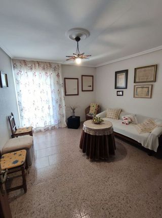 Casa adosada en venta en Úbeda