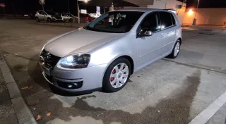 Volkswagen Golf 2004