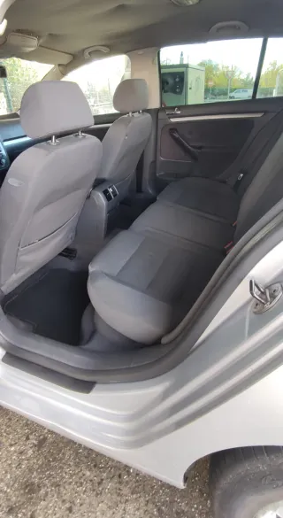 Volkswagen Golf 2004