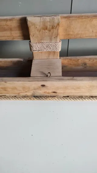 Dos Estantes rústicos de madera hecho a mano