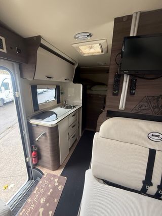 autocaravana capuchina mclouis glamys serie 840