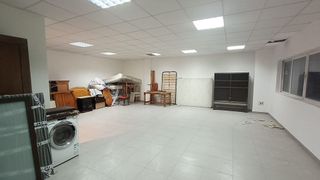 Nave industrial en venta en San Andrés en Madrid