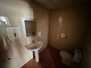 Local comercial en venta en Playa de Poniente en Benidorm