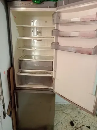 Nevera Fagor enciende puede   sirvir para repuesto