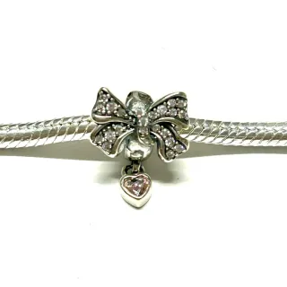 Charm Lazo y Corazón Rosa Plata