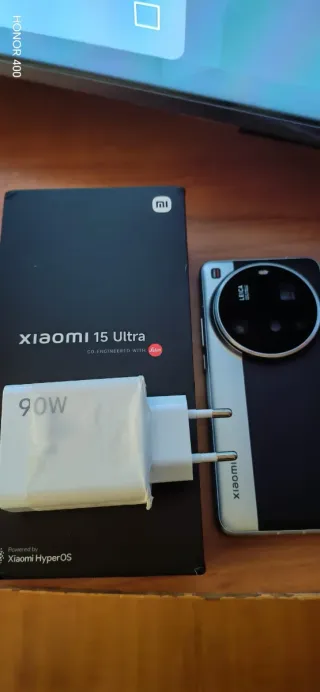 Xiaomi 15 Ultra Cargador 90W