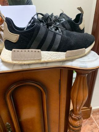 Zapatillas Adidas NMD Negras y Beige