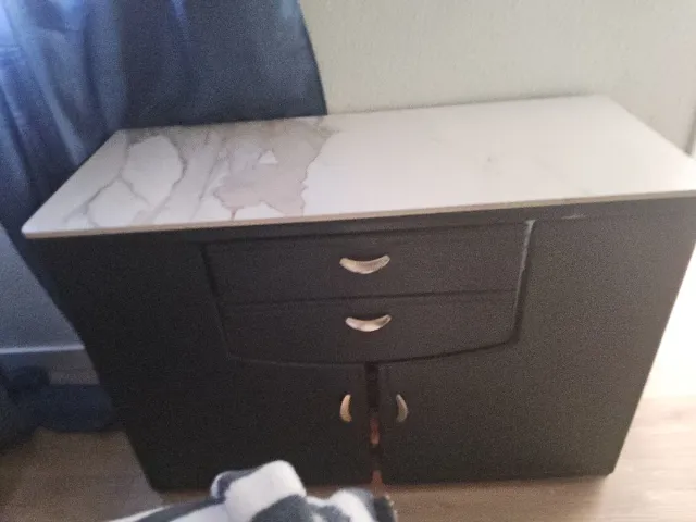 Mesitas de noche y mueble tocador con piedra