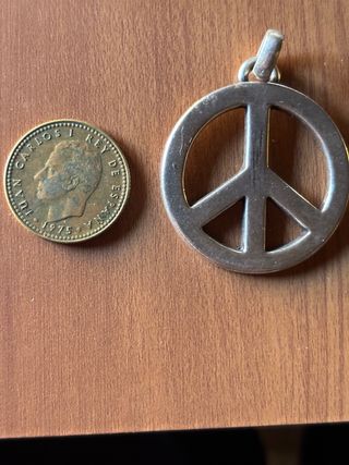 Colgante Paz Retro