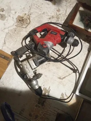 Taladro percutor y martillo demoledor