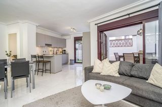 Piso en venta en Nueva Andalucía centro en Marbella