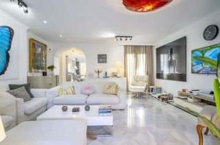 Piso en venta en Elviria en Marbella