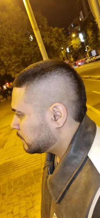 Servicio de barberia y tattos en todo vic