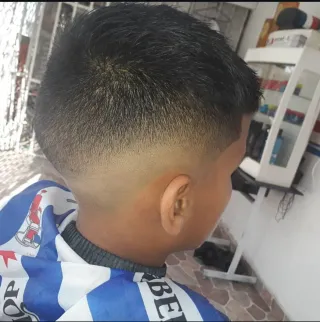 Servicio de barberia y tattos en todo vic