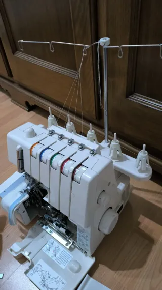 Remalladora owerlock FOMAX KDD-1334