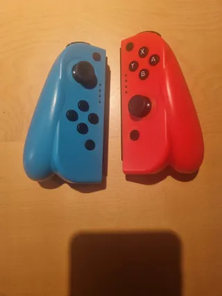 Nintendo Switch + 4 Giochi