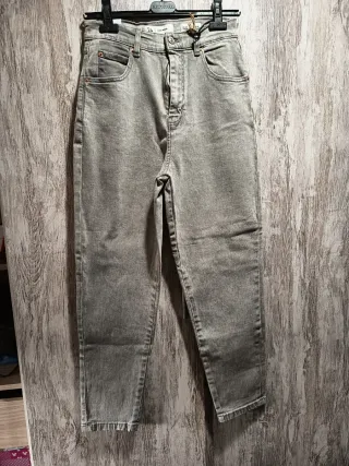 Pantalones vaqueros azules,beige