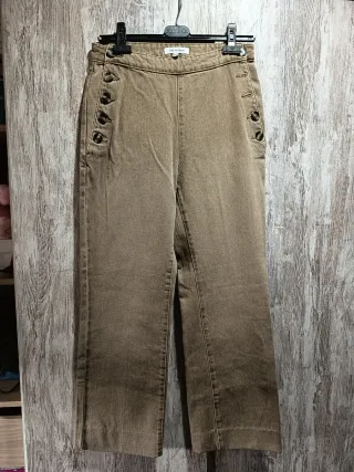 Pantalones vaqueros azules,beige