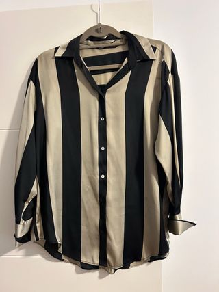 Camisa Zara Rayas Beige y Negra Mujer