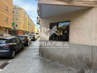 Local comercial en alquiler en Centre en Prat de Llobregat, El
