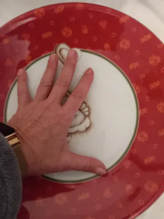 Piatto Thun portadolci rosso