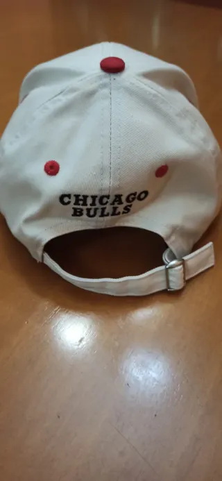 Gorra Chicago Bulls Roja y Blanca