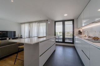 Piso en alquiler en Valdebebas - Valdefuentes en Madrid