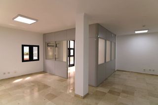 Oficina en alquiler en Arenales - Lugo - Avenida Marítima en Palmas de Gran Canaria(Las)