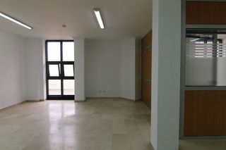 Oficina en alquiler en Arenales - Lugo - Avenida Marítima en Palmas de Gran Canaria(Las)