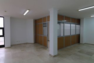 Oficina en alquiler en Arenales - Lugo - Avenida Marítima en Palmas de Gran Canaria(Las)