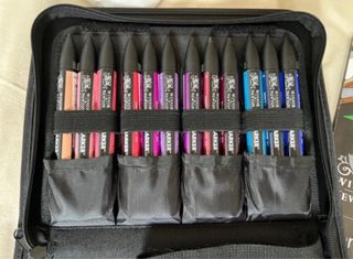 Estuche con 48 rotuladores Promarkers