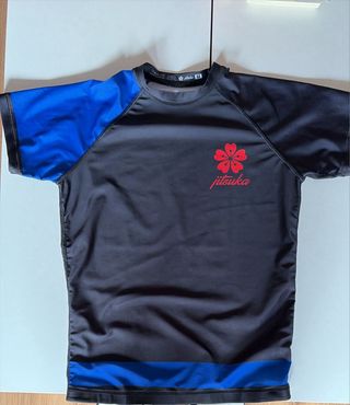 Conjunto Rashguard + Shorts BJJ marca Jitsuka.es