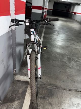 Bicicleta Rockrider 100 Blanca