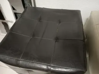 2 Puffs Cuadrados Piel