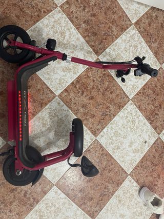 Patinete eléctrico DY X TROY