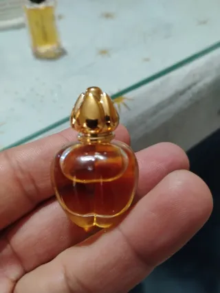 Miniatura Perfume Dorado