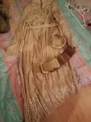 Mono dorado fiesta Talla XL/XXL con cinturón