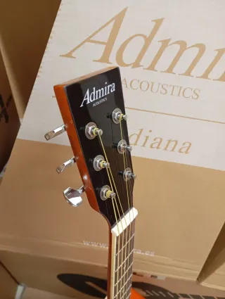 Pack Guitarra Admira + Mini Amplificador + cable