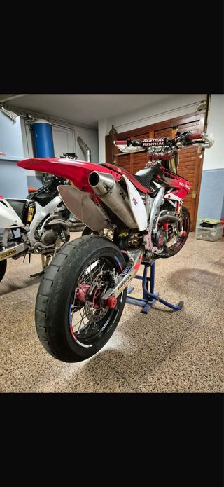 Honda CRF 450 Supermotard