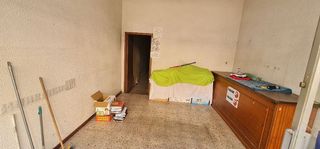 Local comercial en venta en Universidad - Los Lirios en Logroño