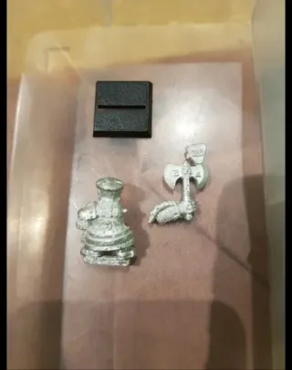 Campeón enano los rompehierros Warhammer Fantasy