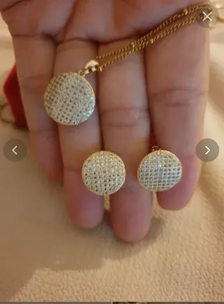 Conjunto Collar y Pendientes Circonitas