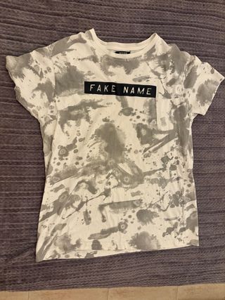 Camiseta Inside gris y blanca