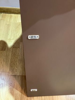 Puerta con bisagras lavadora integrable