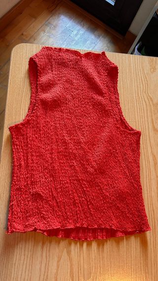 Camiseta Mango Roja Texturizada