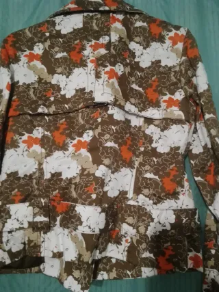 Chaqueta floral mujer