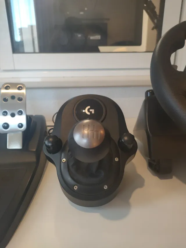 Volante Logitech G920 per PC, Xbox One e Xbox Series