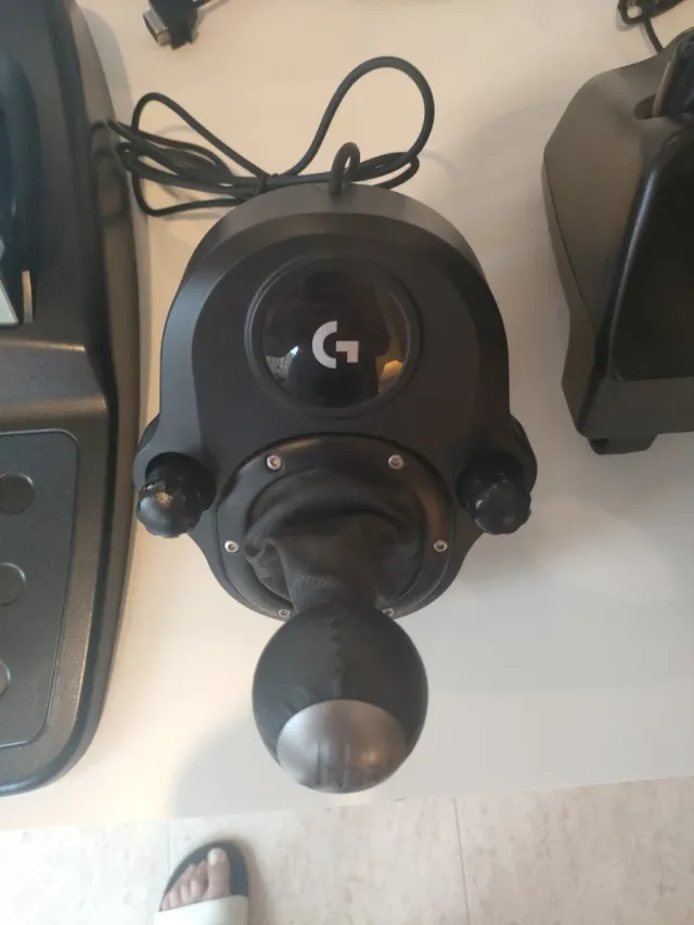 Volante Logitech G920 per PC, Xbox One e Xbox Series