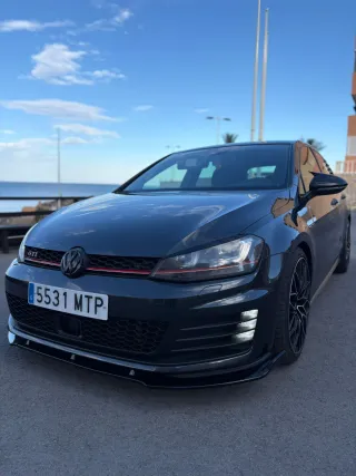 Volkswagen Golf 2014