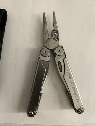 Leatherman Wave+ con funda